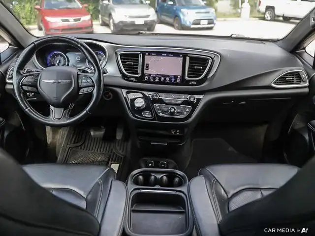 2018 Chrysler Pacifica Touring-L Plus | Apple CarPlay | Leather in Cars & Trucks in London - Image 29
