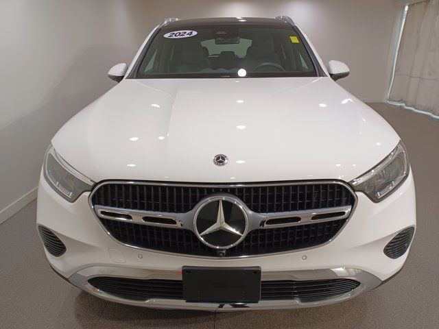 2024 Mercedes-Benz GLC GLC 300 in Cars & Trucks in Regina - Image 3