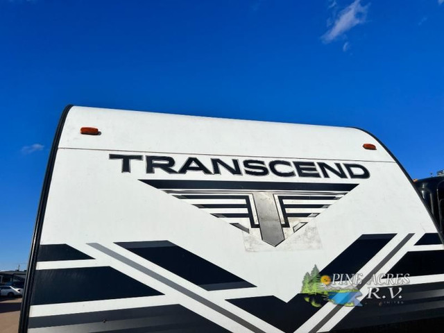 2019 Grand Design Transcend 26RLS Rear Living in Travel Trailers & Campers in Moncton - Image 4