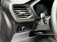 Ford Escape Plug-in Hybrid (PHEV) - Agate Black Metallic Exterior on Black Interior - Carfax Verifie... (image 9)