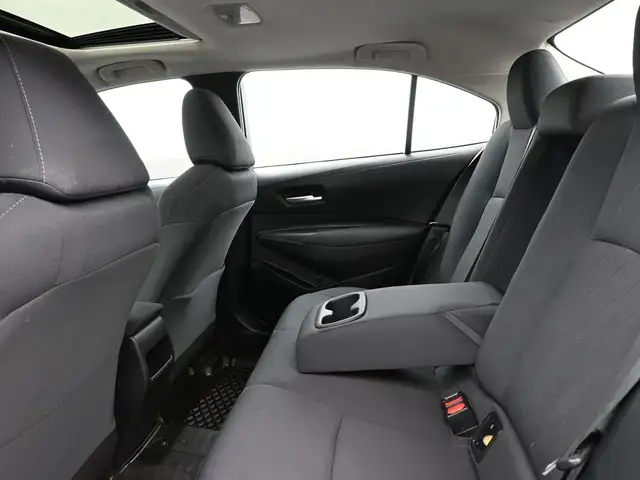 2020 Toyota Corolla LE UPGRADE SUNROOF, HEATED STEERING, HEATED  in Cars & Trucks in City of Halifax - Image 17