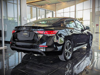 Comes equipped with: Power Mirrors, Remote Ignition, Shark fin antenna, Halogen Headlamps, Courtesy... (image 4)
