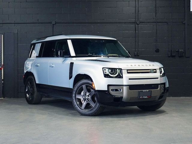 2022 Land Rover Defender 110 X-Dynamic SE/PANO/NAV/CAM/CARPLAY/M in Cars & Trucks in Mississauga / Peel Region - Image 3