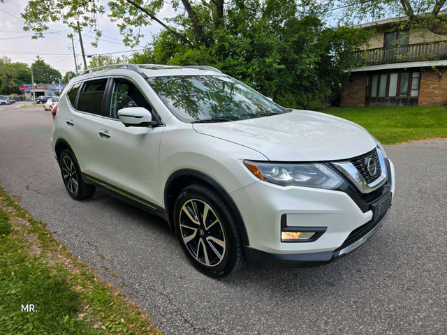 2018 NISSAN ROGUE AWD Leather Seats, Driver Assistance Package,  in Cars & Trucks in City of Toronto - Image 4