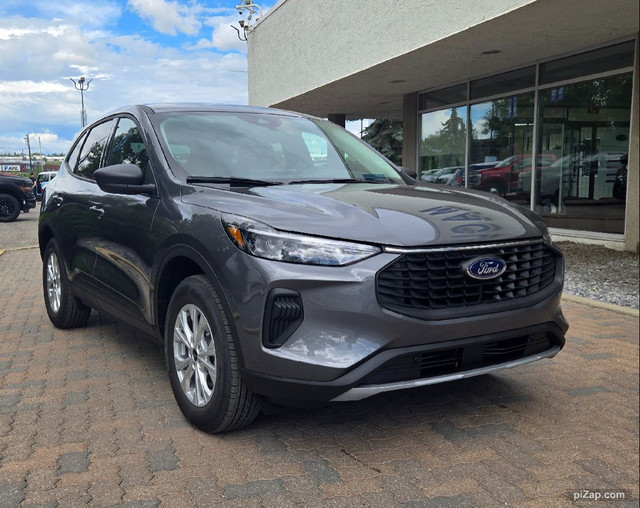 2025 Ford Escape ACTIVE | PREM TECH PKG | TECH PKG #1 | COLD PKG in Cars & Trucks in Calgary - Image 2