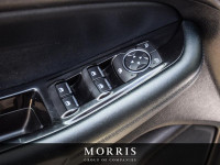 POWER MOONROOF AND LEATHER! Check out this well-optioned 2018 Ford Edge SEL AWD! POWER ADJUSTABLE AN... (image 9)