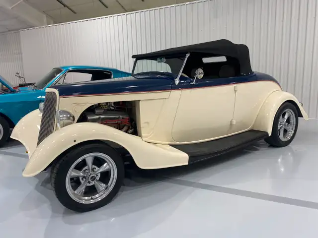 1934 Ford Roadster  in Classic Cars in London - Image 3
