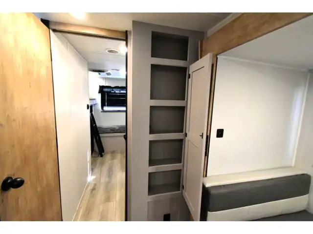 2024 Heartland Prowler 320SBH in RVs & Motorhomes in Laurentides - Image 14