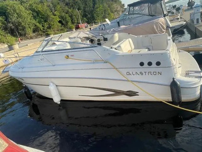 2004 Glastron 249 / 24 foot / 550 hours