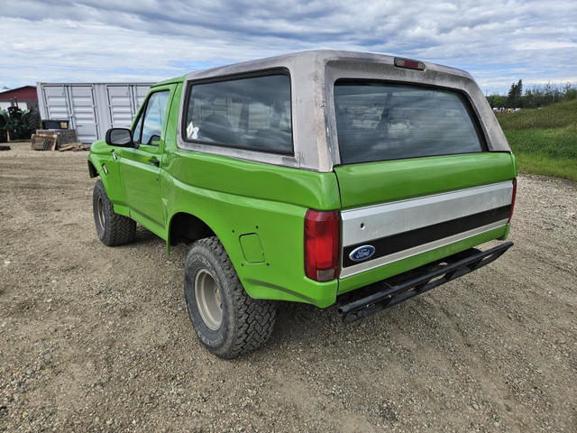 1994 Ford Bronco in Cars & Trucks in Edmonton - Image 4