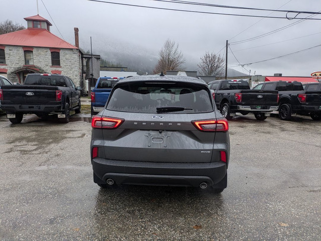 2025 Ford Escape ST-Line EMPLOYEE PRICING IS BACK!!! AWD, 1.5L E in Cars & Trucks in Nelson - Image 4