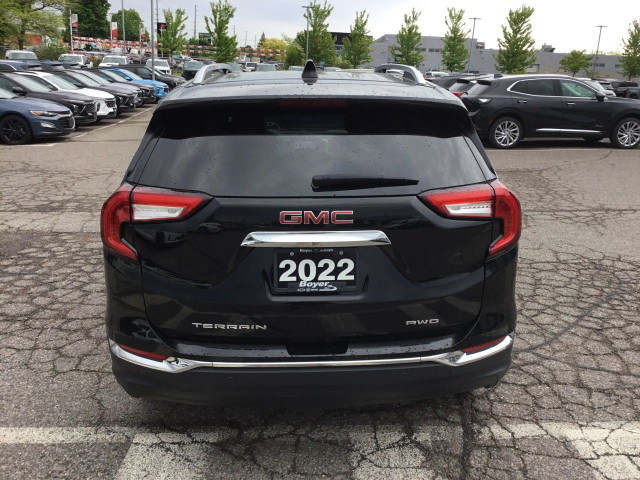 2022 GMC Terrain in Cars & Trucks in Oshawa / Durham Region - Image 4