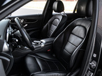 2019 Mercedes Benz GLC-300 Grey Exterior on Black Interior comes with Navigation and 360 Back up Cam... (image 7)