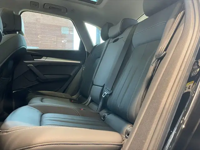 2021 Audi Q5Progressiv in Cars & Trucks in City of Montréal - Image 11
