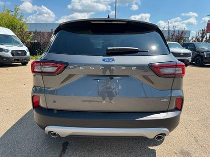 2025 Ford Escape PHEV w/MOONROOF in Cars & Trucks in Edmonton - Image 4