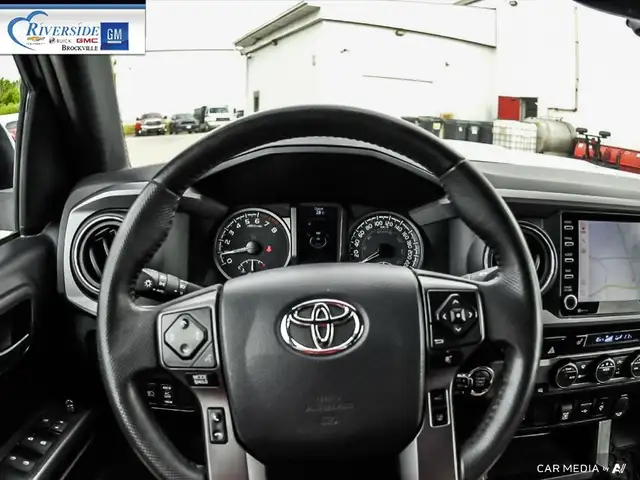 2020 Toyota Tacoma in Cars & Trucks in Brockville - Image 15