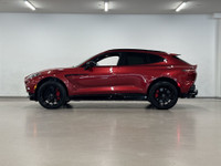 L'Aston Martin DBX707 2023 est un VUS de luxe à transmission intégrale propulsé par un moteur V8 bit... (image 4)