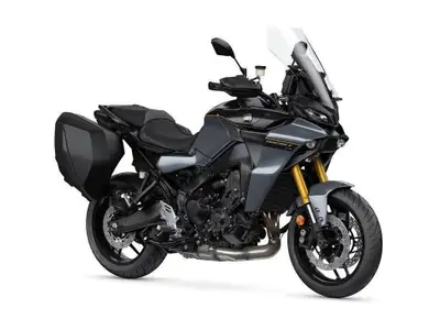 2024 Yamaha TRACER 9 GT + Stock limité Réservez votre moto DÈS MAINTENANT! Plus de 400 motos neuves...