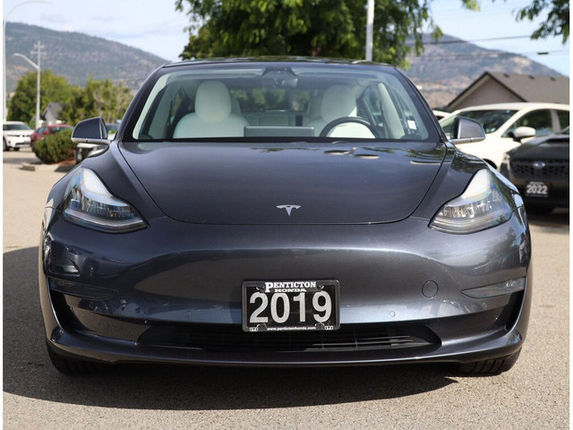 2019 Tesla Model 3 Long Range AWD - BC Vehicle / Navigation in Cars & Trucks in Penticton - Image 4
