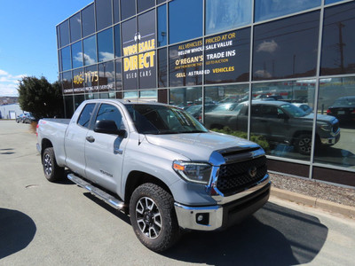 2018 Toyota Tundra SR5 TRD Offroad 4x4 Double Cab CLEAN CARFAX!