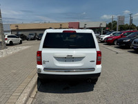 2016 Jeep Patriot 4X4 - In Bright White - Touch screen - Remote start - Sunroof - Leather seats - He... (image 4)