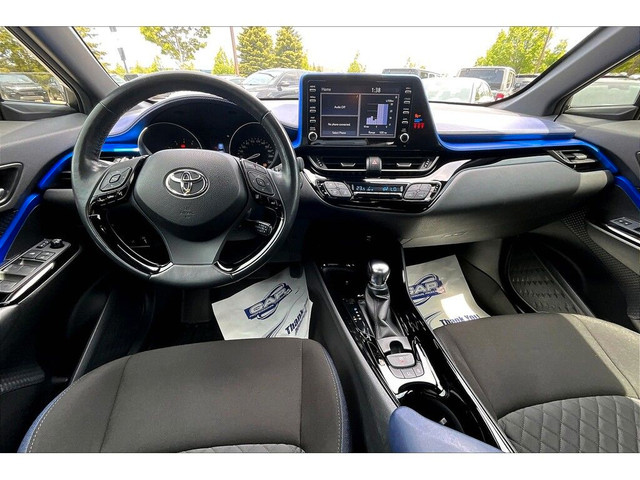 2021 Toyota C-HR XLE PREMIUM in Cars & Trucks in Barrie - Image 4