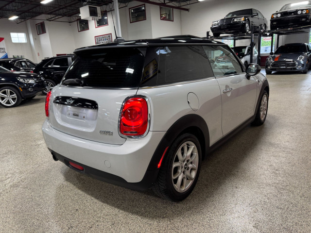 2016 MINI Cooper Hardtop 3 DOOR - 6 SPEED MANUAL - LED & XENON’s in Cars & Trucks in Mississauga / Peel Region - Image 3
