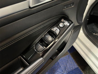 Certified Navigation All Wheel Drive Rear-View Camera 360 Camera Parking Sensors Sun Roof Push Start... (image 9)