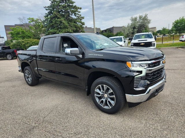 2025 Chevrolet Silverado 1500 LT in Cars & Trucks in Mississauga / Peel Region - Image 3