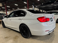 EQUIPPED WITH: BLUETOOTH - HEATED SEATS - SUN ROOF - KEYLESS START - DUAL POWER SEATS - FRONT/REAR P... (image 2)