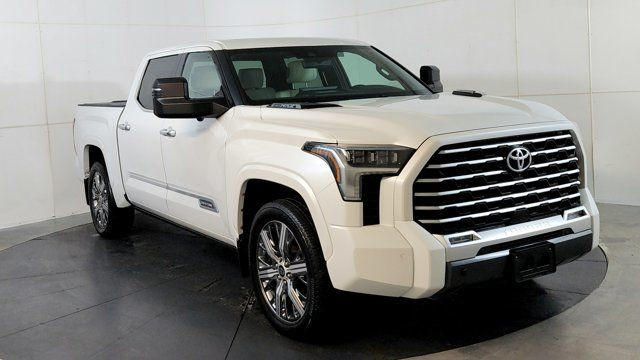 2022 Toyota Tundra Capstone Hybrid in Cars & Trucks in Winnipeg