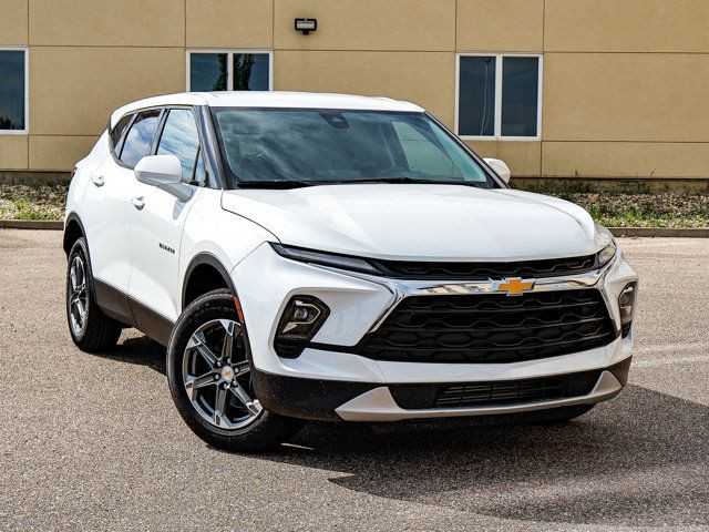 2025 Chevrolet Blazer LT in Cars & Trucks in Strathcona County - Image 2