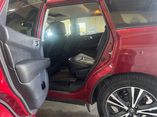 2018 Nissan Pathfinder 4x4 Platinum in Cars & Trucks in Kingston - Image 2