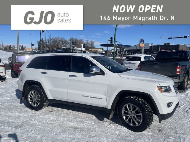 2014 Jeep Grand Cherokee Limited in Cars & Trucks in Lethbridge