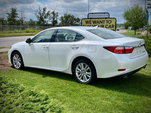 2014 Lexus ES 350 in Cars & Trucks in Calgary - Image 4