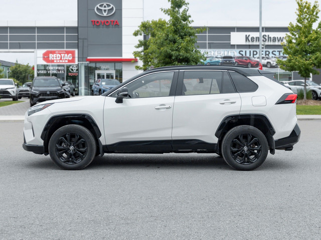 2022 Toyota RAV4 Hybrid XSE SUNROOF / POWER DRIVER SEAT / PUS... in Cars & Trucks in City of Toronto - Image 4