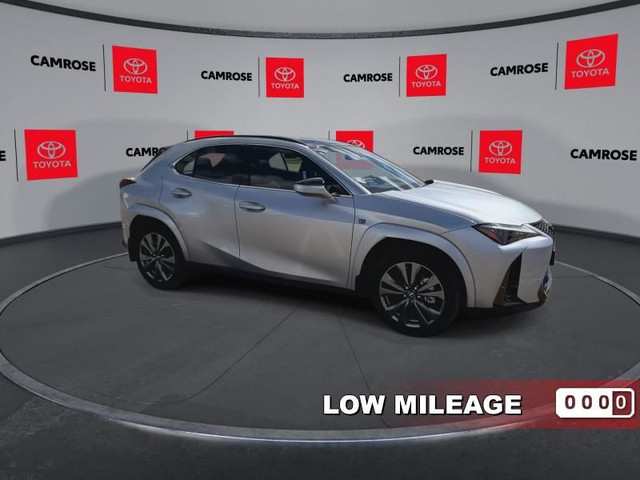 2025 Lexus UX 300h Like new in Cars & Trucks in Edmonton - Image 2