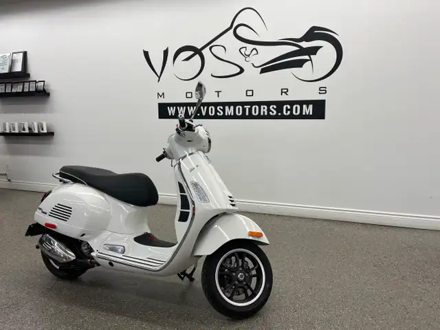 2023 Vespa GTS Super HPE 300 ABS - V5855 - -No Payments for 1 Ye in Scooters & Pocket Bikes in Markham / York Region - Image 13
