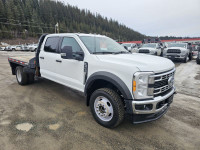 Super Duty F-450 DRW XLT 4WD Crew Cab Deck Truck, 19.5" Steel Wheels, 6.7L V8 Turbo Diesel, 10-Speed... (image 6)