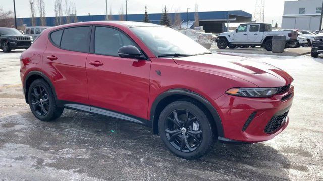 2024 Dodge Hornet R/T Plus | Heated Seats | Apple CarPlay in Cars & Trucks in Edmonton - Image 3