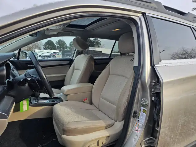 2015 Subaru Outback 2.5i Premium 4dr All-wheel Drive CVT in Cars & Trucks in City of Toronto - Image 11