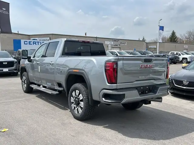2025 GMC Sierra 2500HD Denali in Cars & Trucks in Oakville / Halton Region - Image 9