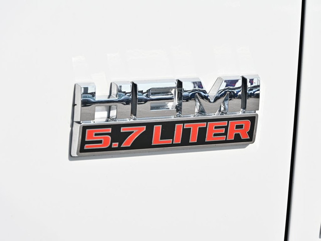 2022 Ram 1500 Classic SLT Crew Cab 4x4 ~Heated + Power Seat ~Cam in Cars & Trucks in Barrie - Image 3