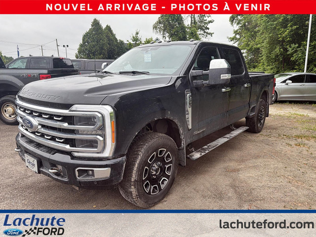 Ford Super Duty F-250 SRW Platinum 4WD Crew Cab 6.75' Box 2023 à in Cars & Trucks in Laurentides
