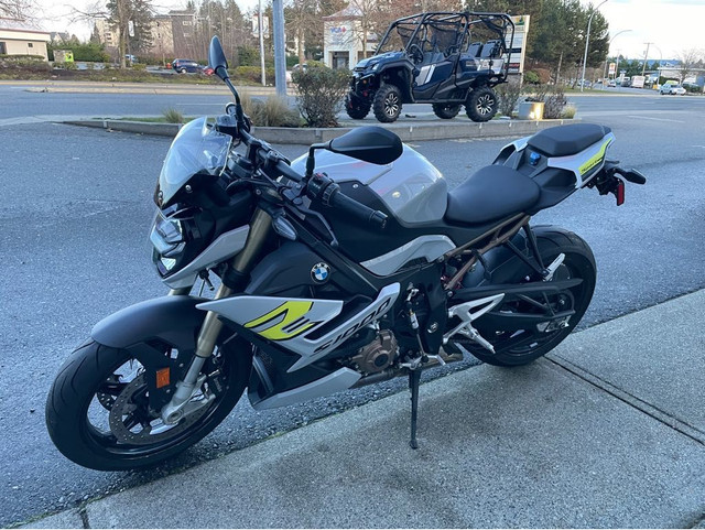 2022 BMW S1000R in Street, Cruisers & Choppers in Nanaimo - Image 3