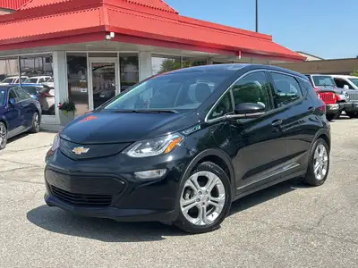ACCIDENT FREE ! CARFAX VERIFIED! This vehicle is perfect for those looking to reduce their carbon fo...