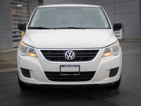 Variable intermittent windshield wipers, Tri-zone climate control, Tire Pressure Monitoring System,... (image 1)