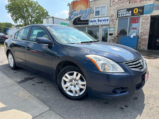 2011 Nissan Altima S in Cars & Trucks in St. Catharines - Image 2
