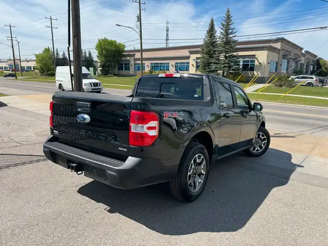 2022 Ford Maverick XLT Lariat 2.0L 4x4 in Cars & Trucks in Calgary - Image 5