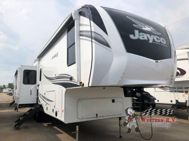 2022 Jayco Eagle 321RSTS in Travel Trailers & Campers in Edmonton
